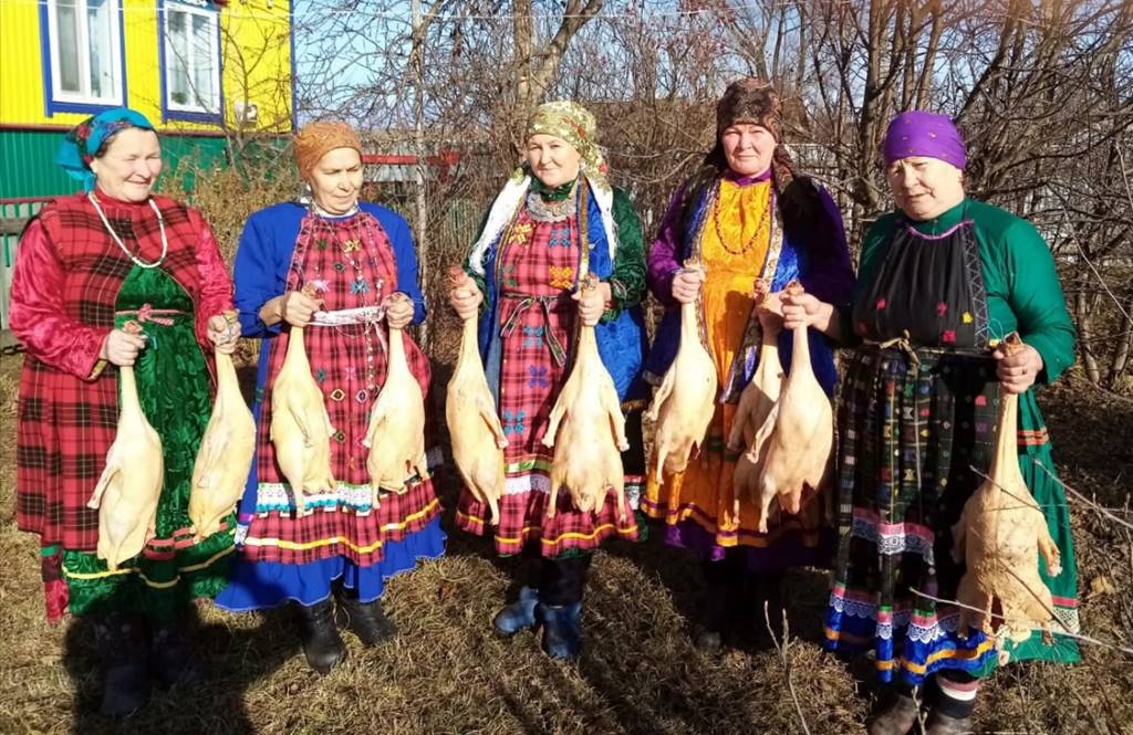 Помочи по случаю ощипывания и обработки тушек после забоя гусей ӟаӟег ышкон /ишкон у закамских удмуртов