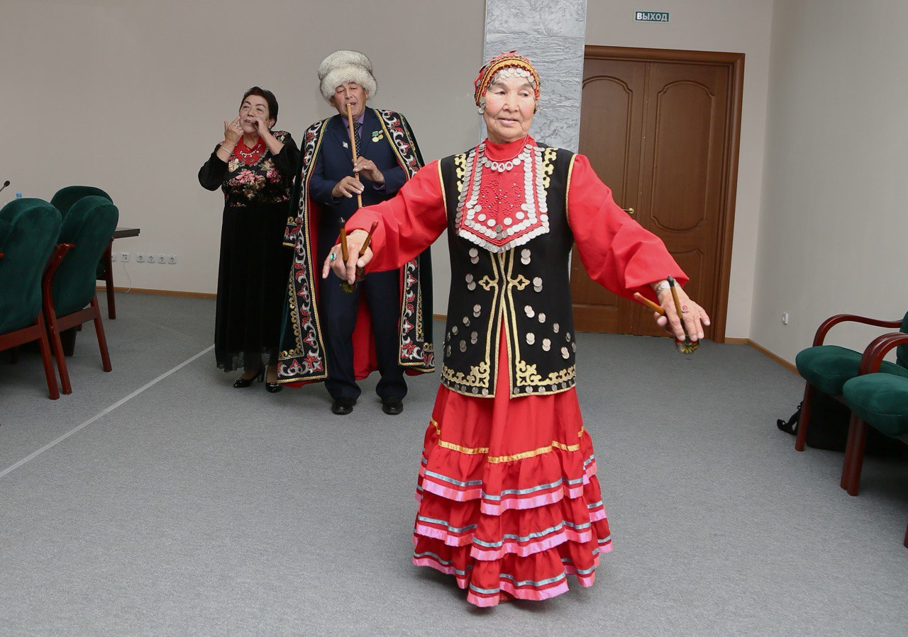 Башкирский танец с ложками в Баймакском районе РБ