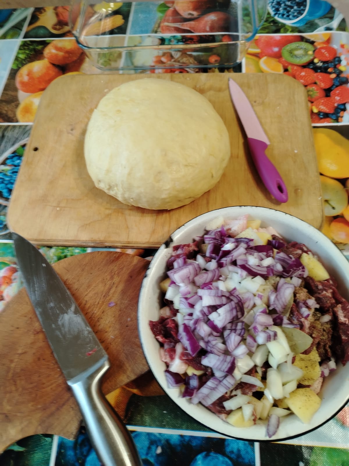 Заготовки для пирога из медвежатины 